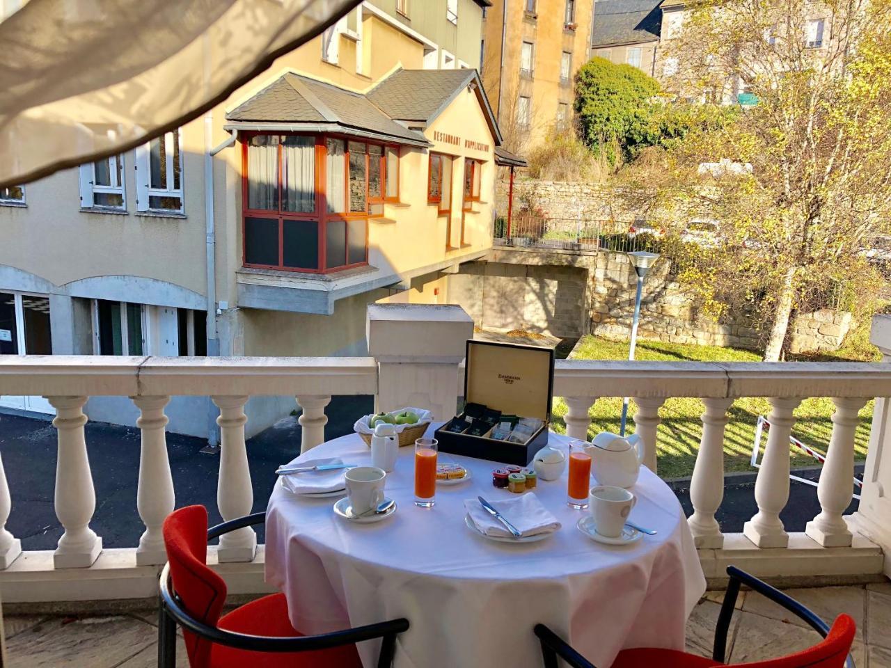 Saint-Chély-dʼApcher Hotel Pedagogique Coeur D'Apcher מראה חיצוני תמונה